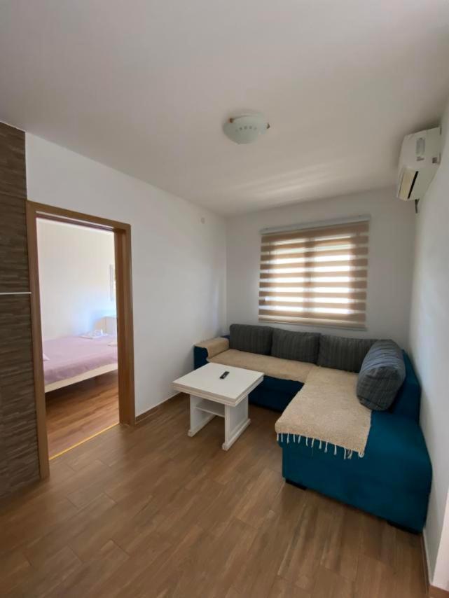 Apartments Luna Бар Экстерьер фото