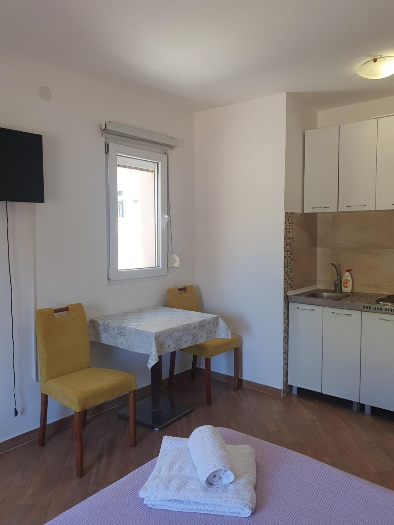 Apartments Luna Бар Экстерьер фото